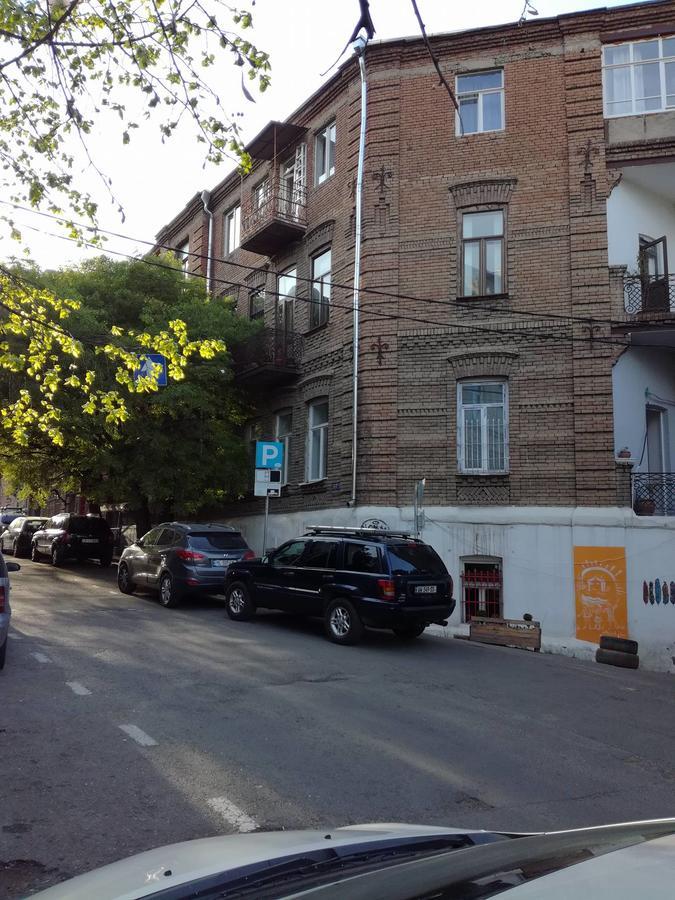 200 Metres From Rustaveli Avenue Apartment Tbilisi Exterior photo